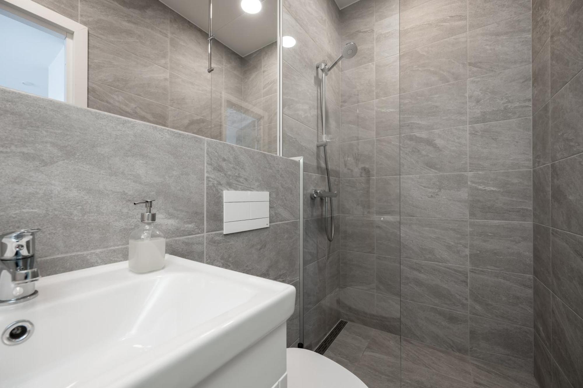 Hilltop Apartments - Studio Rooms In City Centre Tallin Exterior foto